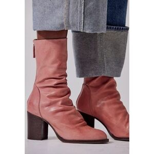 NWT! PINK LEATHER Scrunch Boots!